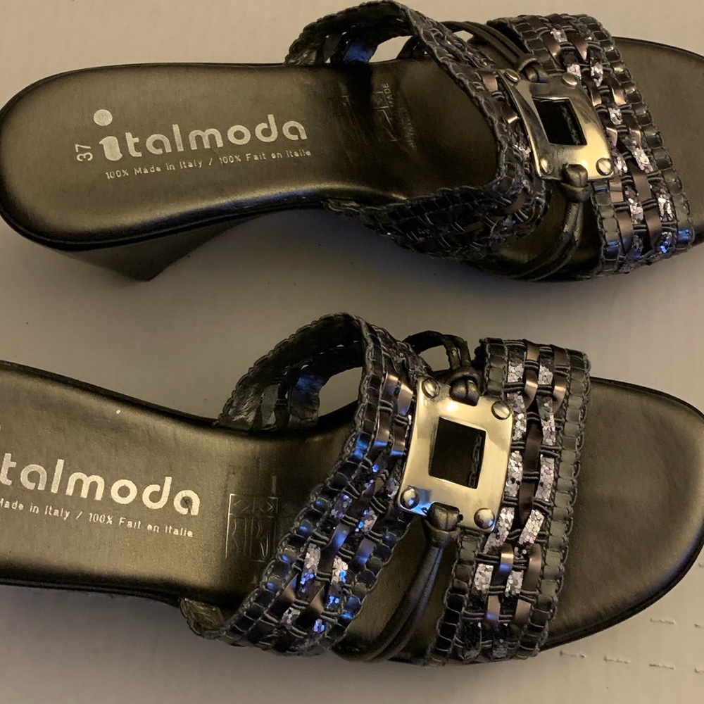 Womens sandals. italmoda